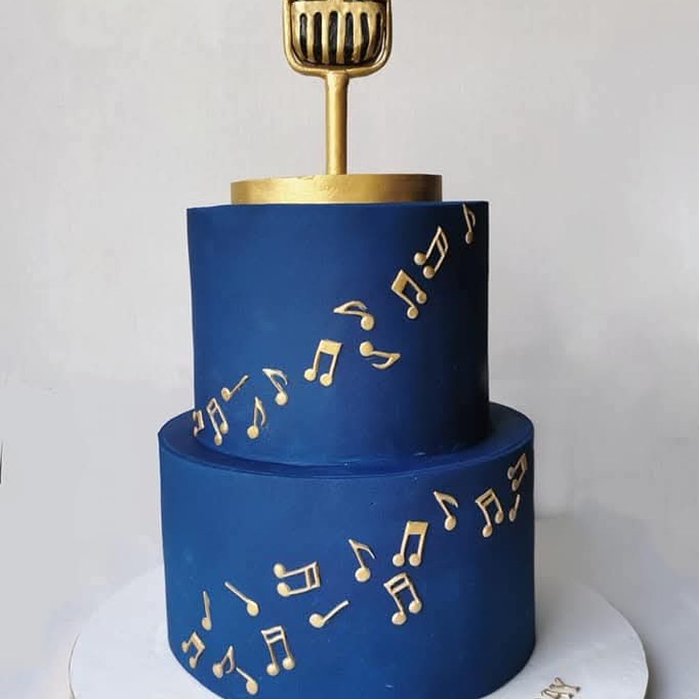 Antique Microphone by VDK Cakes