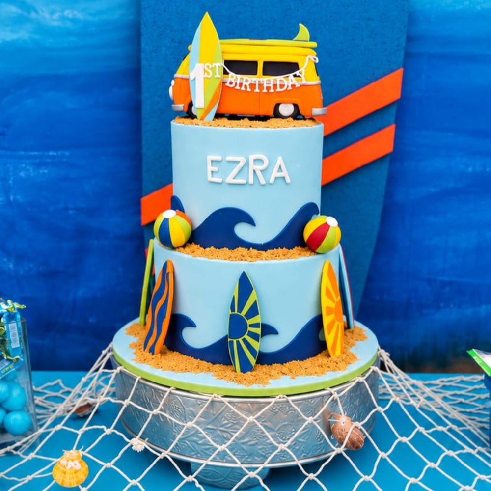 Beach / Surfing by VDK Cakes