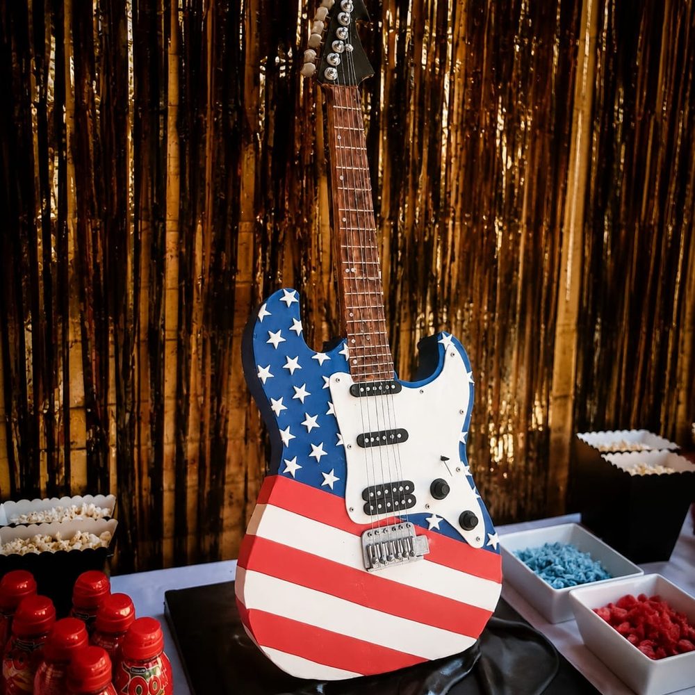 Electric Guitar by VDK Cakes